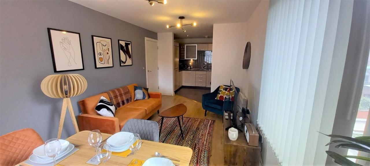 Stunning Modern Coventry City Centre Apartment Buitenkant foto